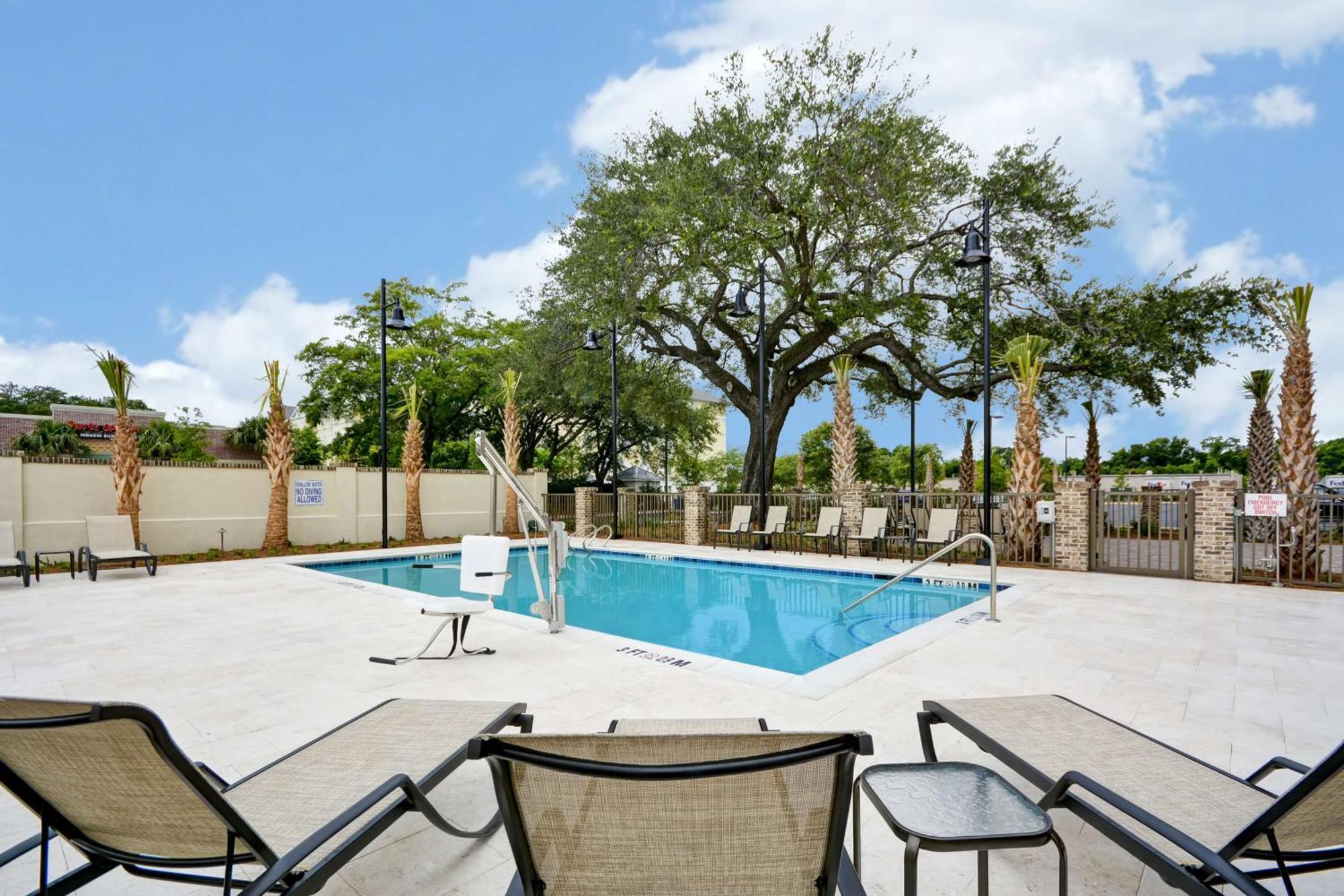 נורת' צ'רלסטון Hampton Inn & Suites Charleston Airport מראה חיצוני תמונה